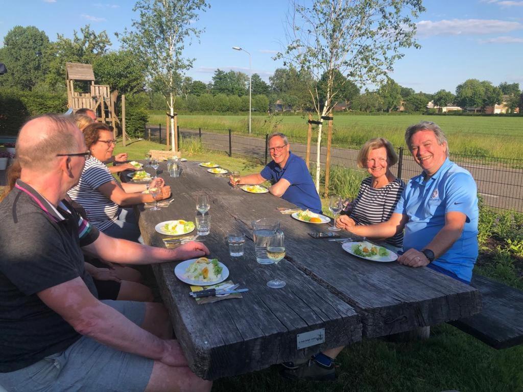 De Slaapfabriek Vakantiehuis En Trainingslocatie Teuge Exteriér fotografie